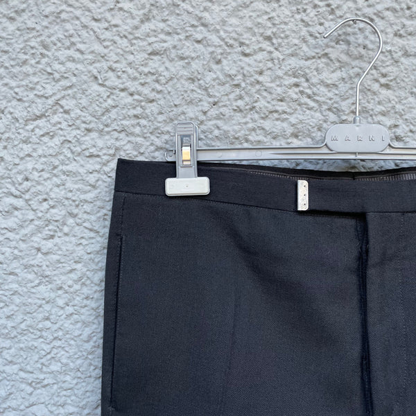 Black Two-Piece Suit GM/2320 WIM/10-PM/2414L WIM/10