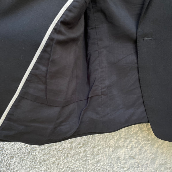 Black Two-Piece Suit GM/2320 WIM/10-PM/2414L WIM/10