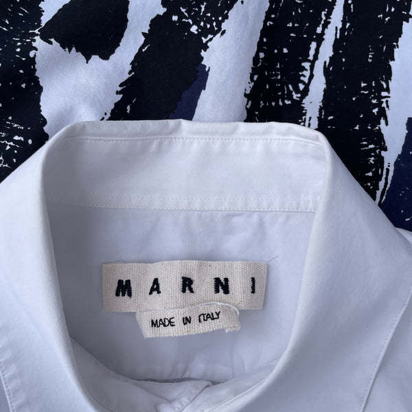 Marni Blue and White Abstract Bar Print Short-Sleeved Shirt  Close Up