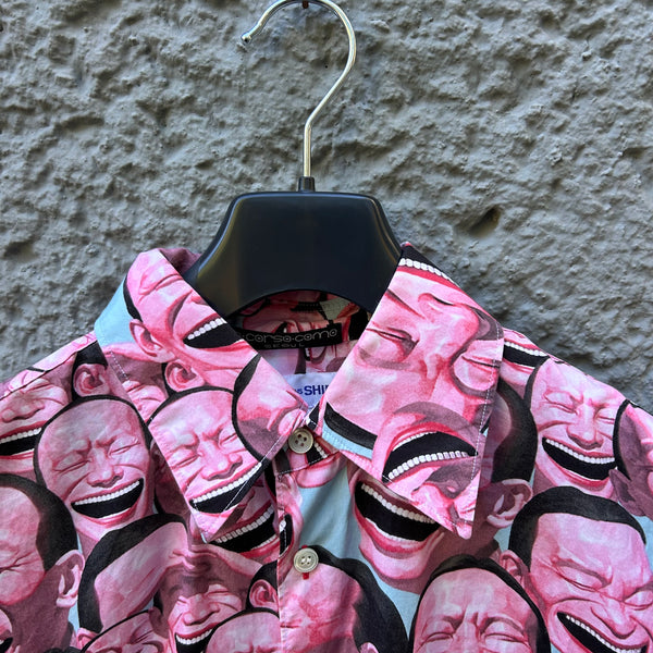 Comme des Garcons Shirt x Yue Minjun Laughing Man Pink Shirt S/S21 Collar