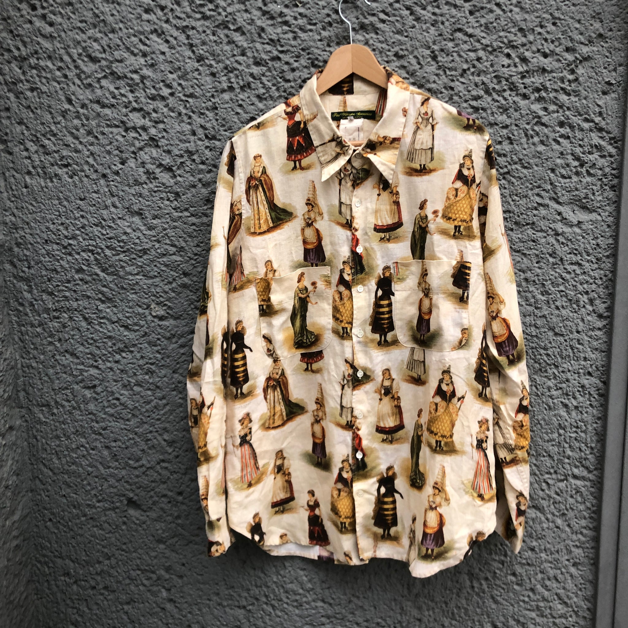 Beige Shirt with Costume Print