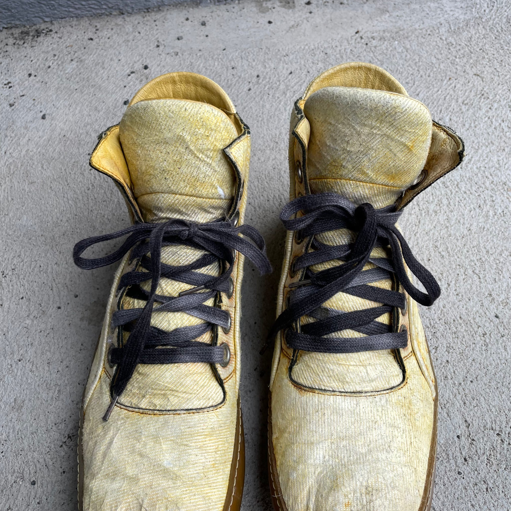 A Diciannoveventitre A1923 Yellow High-Top Leather Sneakers – Asa Nisi Masa