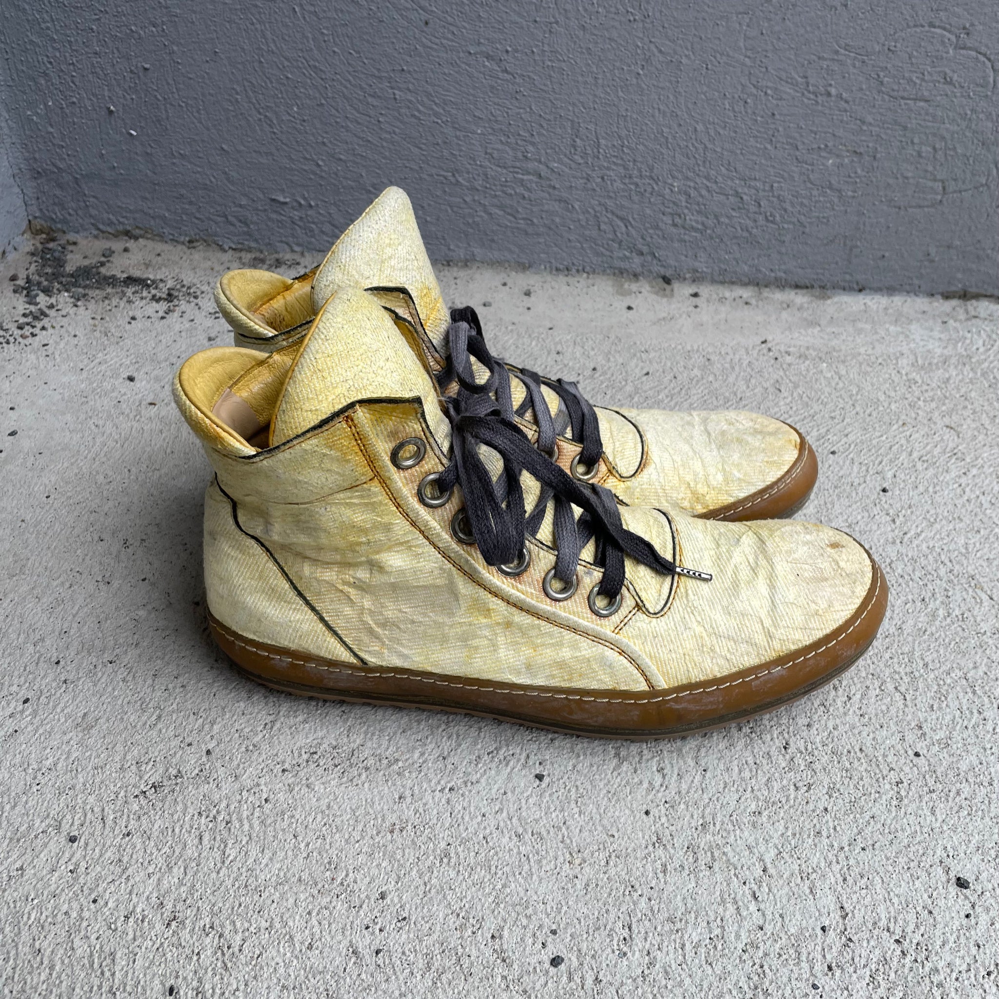 A Diciannoveventitre A1923 Yellow High-Top Leather Sneakers – Asa Nisi Masa