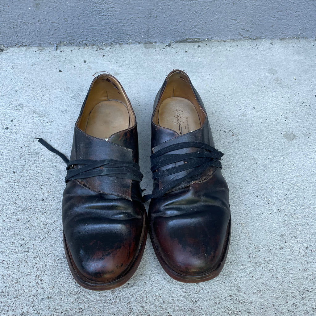 Yohji Yamamoto X Cherevichkiotvichki Derby Shoes with Clasp Yohji Yamamoto X Cherevichkiotvichki Derby Shoes with Clasp