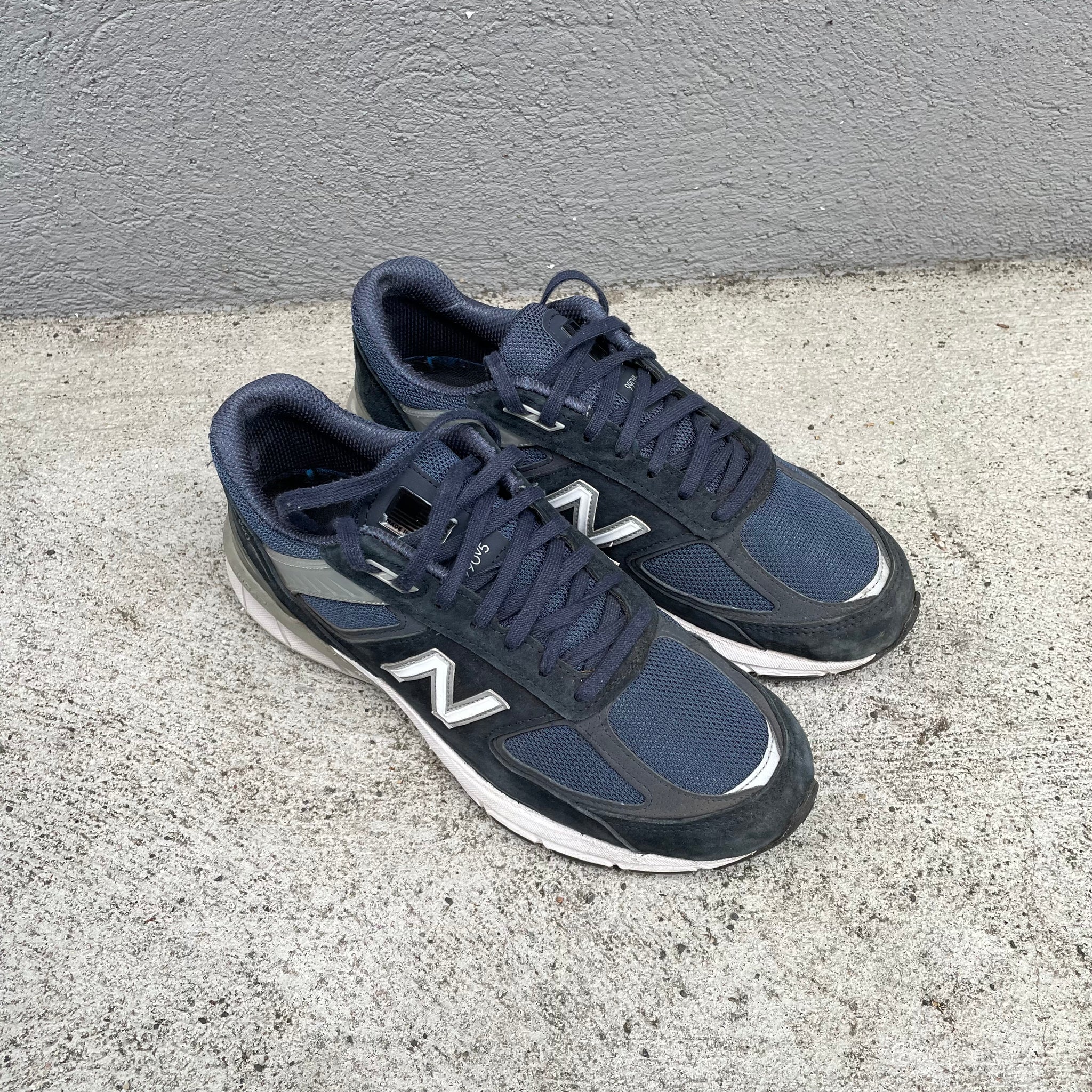 Junya Watanabe x New Balance Navy 990v5 Sneaker – Asa Nisi Masa